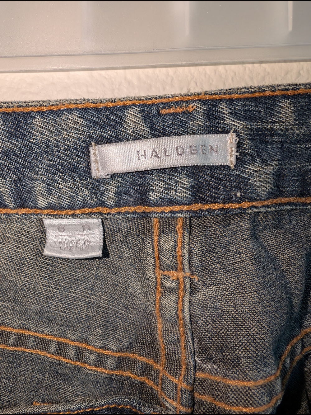 Halogen Straight-Leg Jeans in Faded Blue Women's Size 8 - Picture 2 of 7